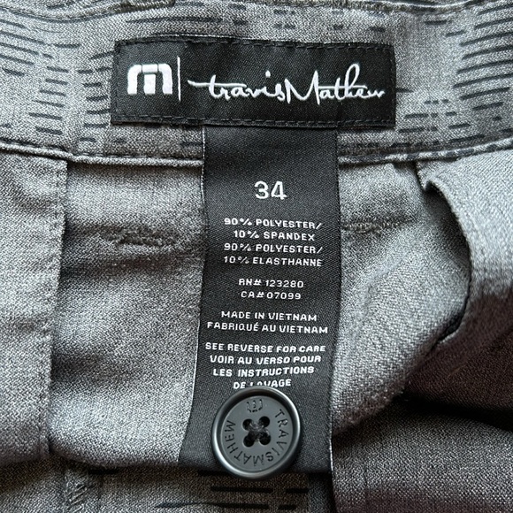 TravisMathew Go Fish Shorts in Heather Grey Pinstripe Black Grey Golf Sz 34 - Picture 7 of 11